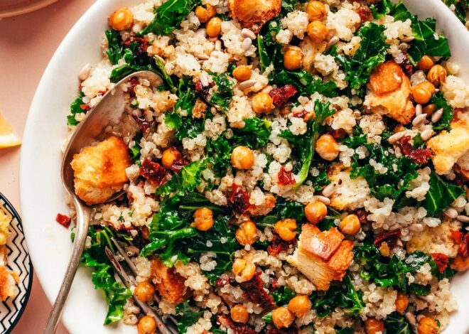 Lemony Quinoa Kale Salad with Crispy Chickpeas