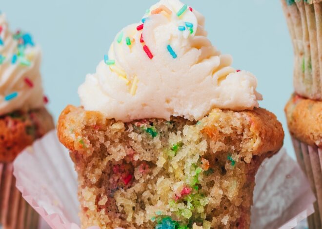 Gluten-Free Funfetti Cupcakes (1 Bowl!)